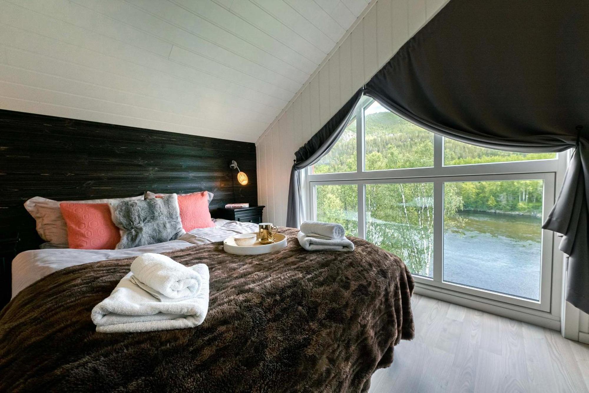 Reisa Lodge Storslett Екстер'єр фото