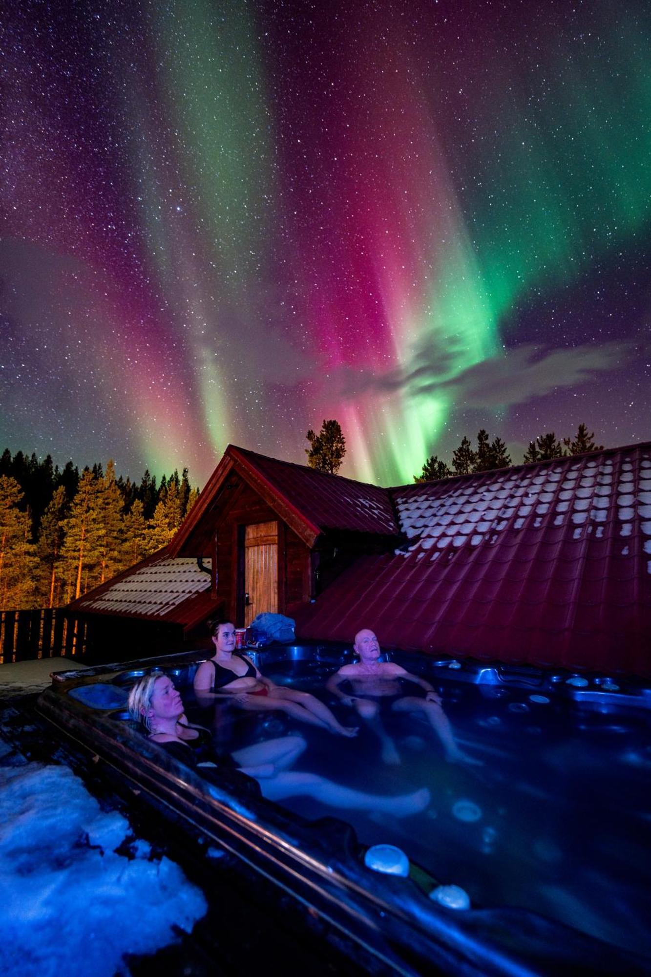 Reisa Lodge Storslett Екстер'єр фото
